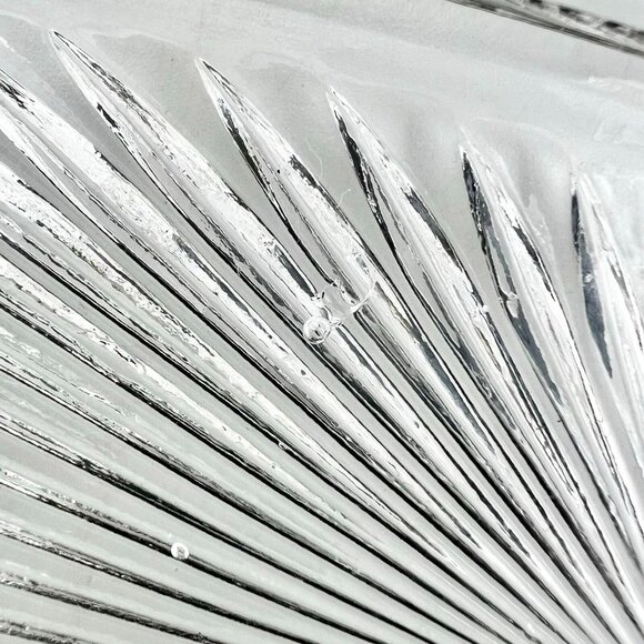 Serving Dish 12 x 5 x 2 Clear Glass Scalloped Oval - Picture 4 of 7